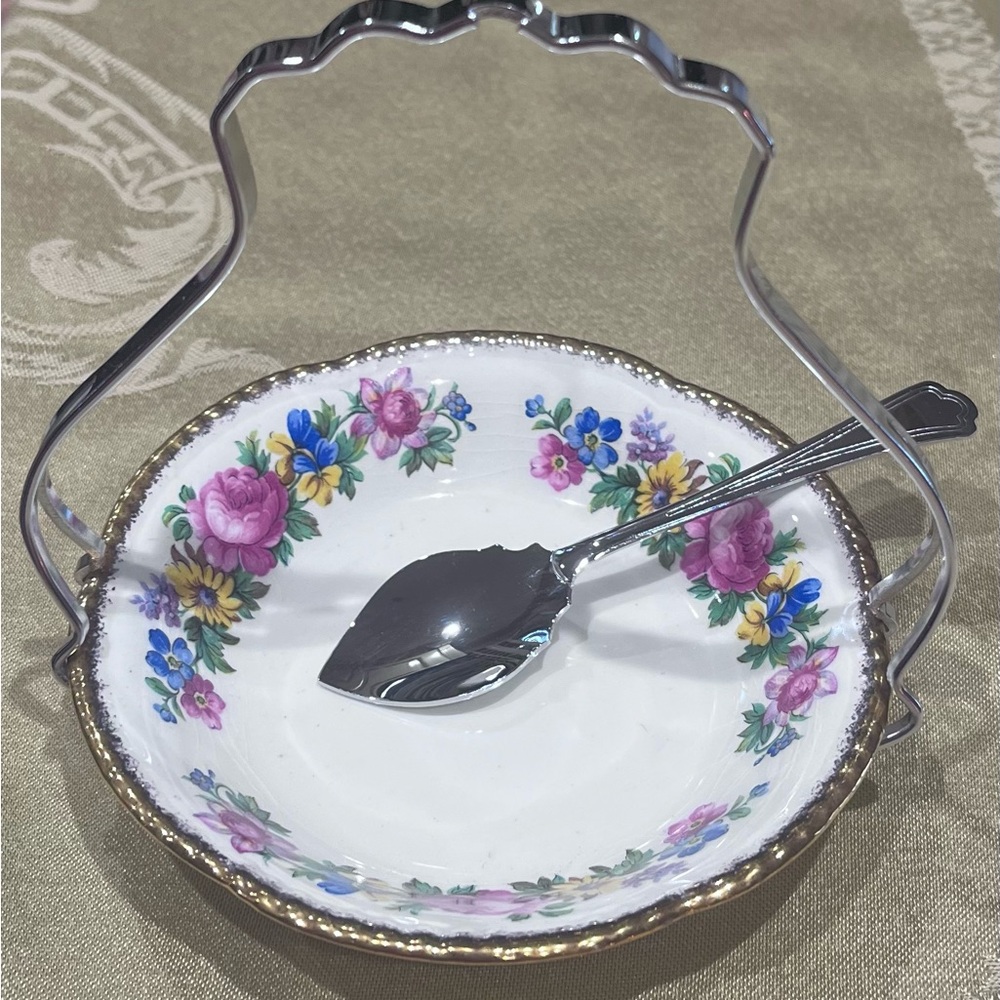 Vintage Ivory Ware Dish made in England
